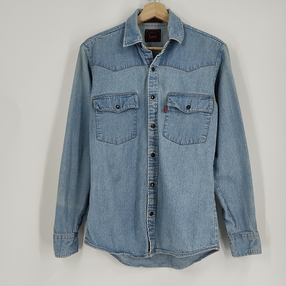 Levi's Men's Light Blue Denim Western Shirt